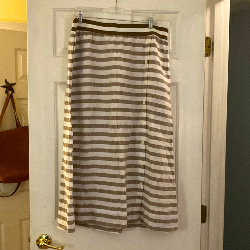 NEW!  JJill skirt in washable linen!